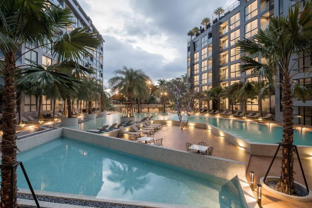 Kamala Beach P55 Exclusive Junior Suite Praia de Kamala Exterior foto